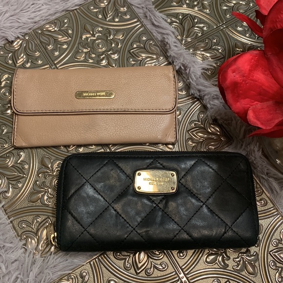 Michael Kors Handbags - 🌹Michael Kors • VINTAGE Black and Tan 100% Genuine Leather Wallets Bundle